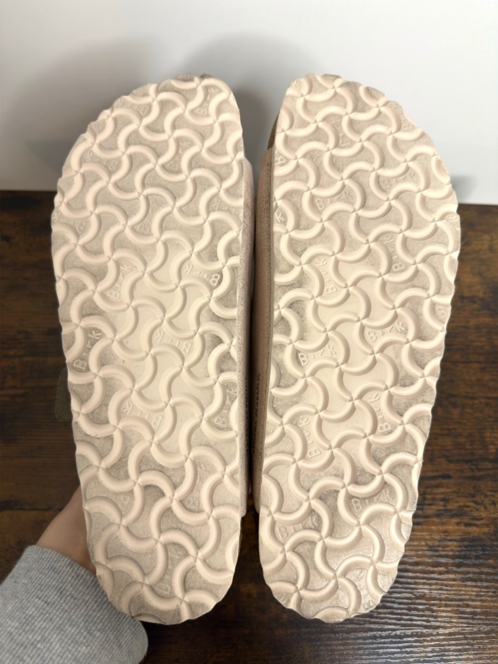 Birkenstock Arizona Big Buckle Sandals Metallic Rose Gold - Picture 6 of 6